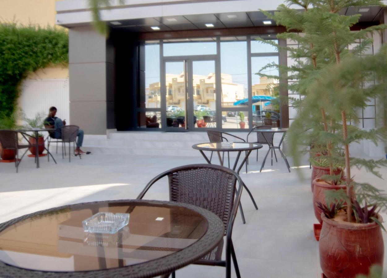 Urban Hotel נואקשוט מראה חיצוני תמונה